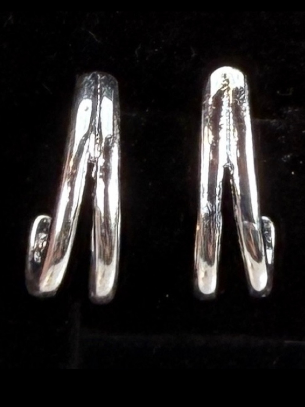 Vintage Silvertone half hoop, minimalist pierced earrings